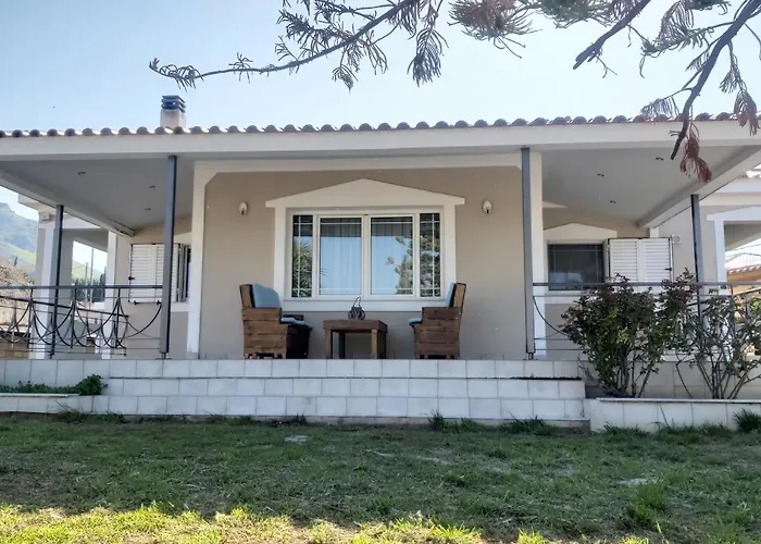 Fina\'S House