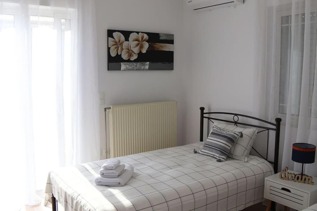 Fina's House Villa Corinth
